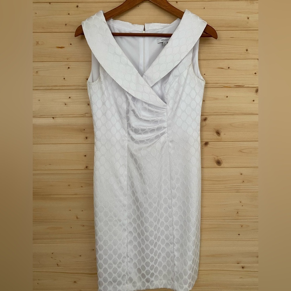 DRESS BARN Women’s Size 4 White Sleeveless Sheath Formal Cocktail Party Dress